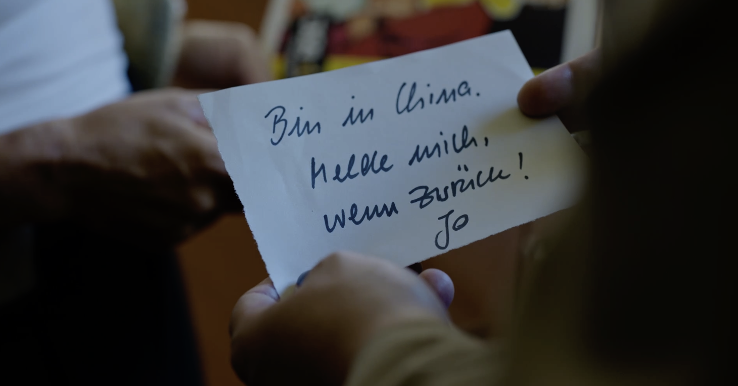 Screenshot aus „Made in China“, eine Nachricht von Joe © WDR 2024